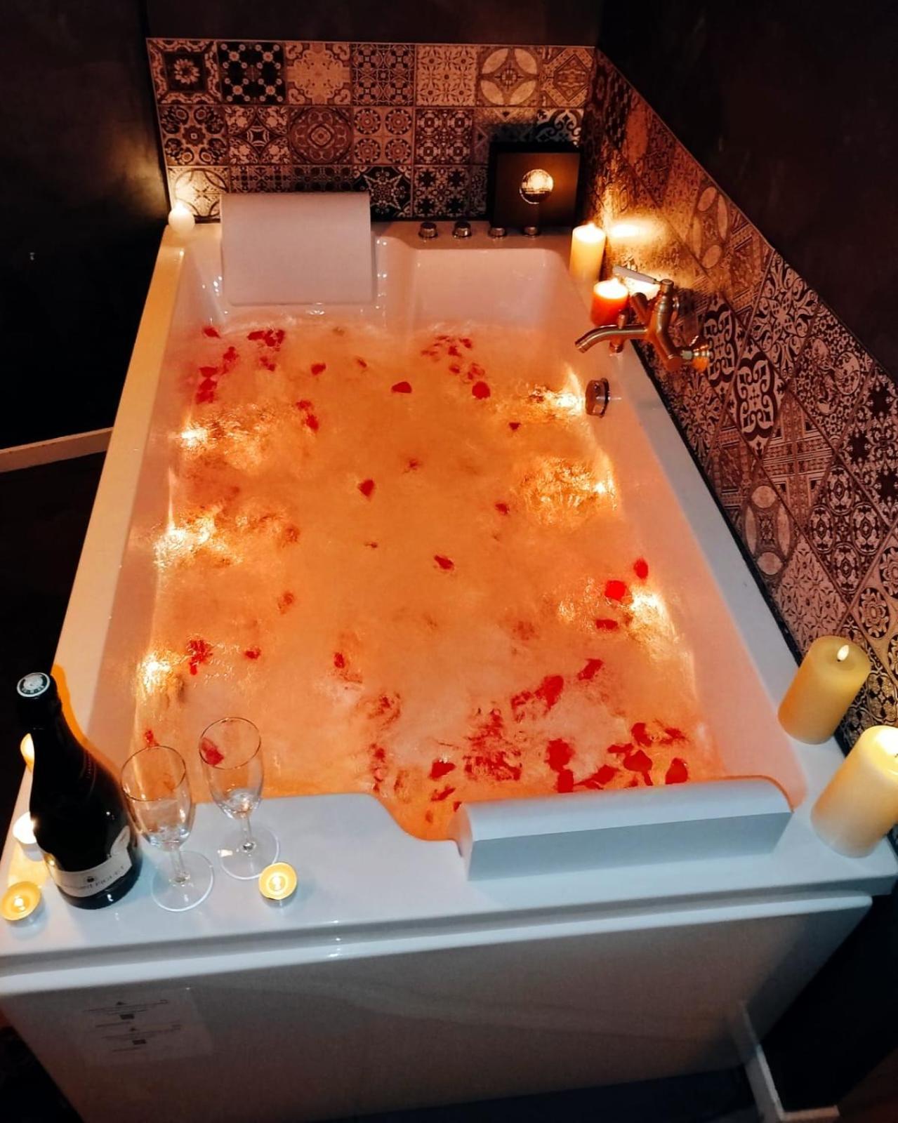 L'Evasion Scandinave, Spa Xxl, Ecran Cinema, Lit King Size, Day Use, 10 Min Centre أميا المظهر الخارجي الصورة